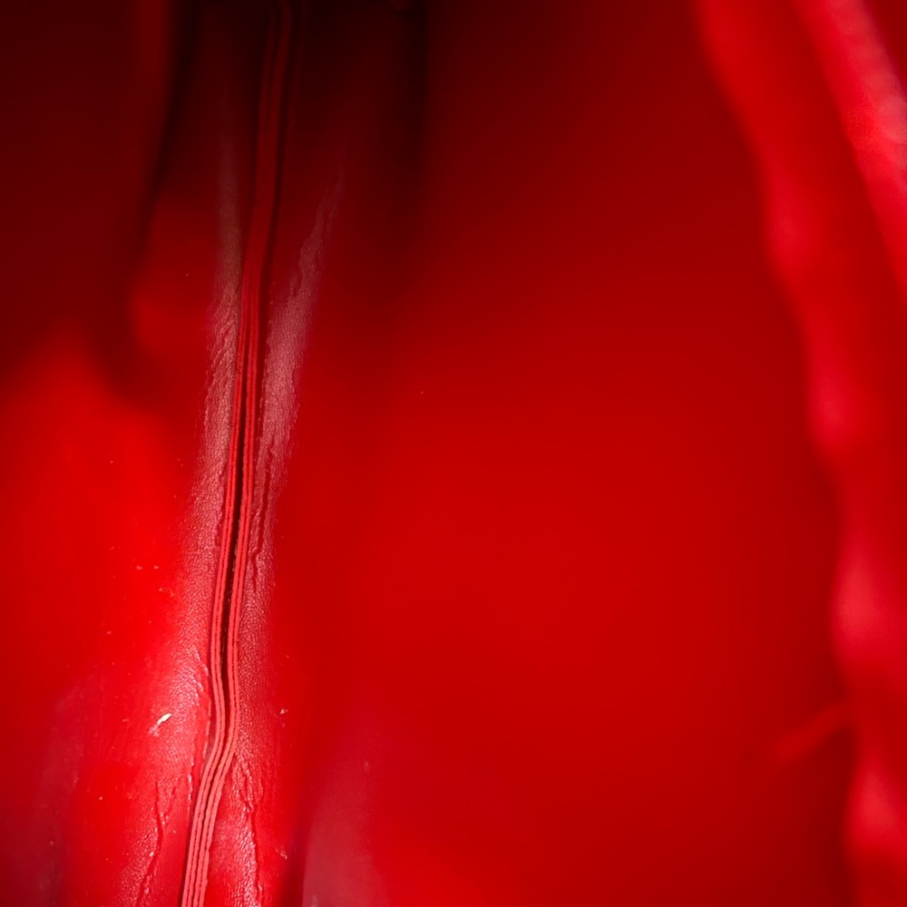 Red pouch - Picture 4 of 7